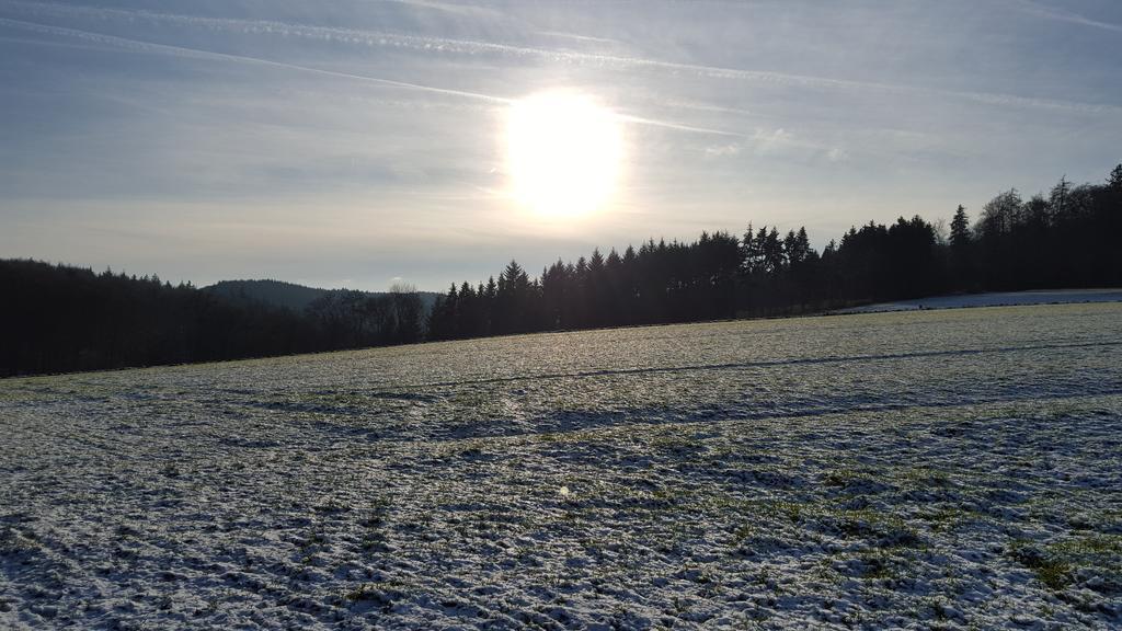 Cafe-Konditorei-Pension Sander Niederfell Buitenkant foto